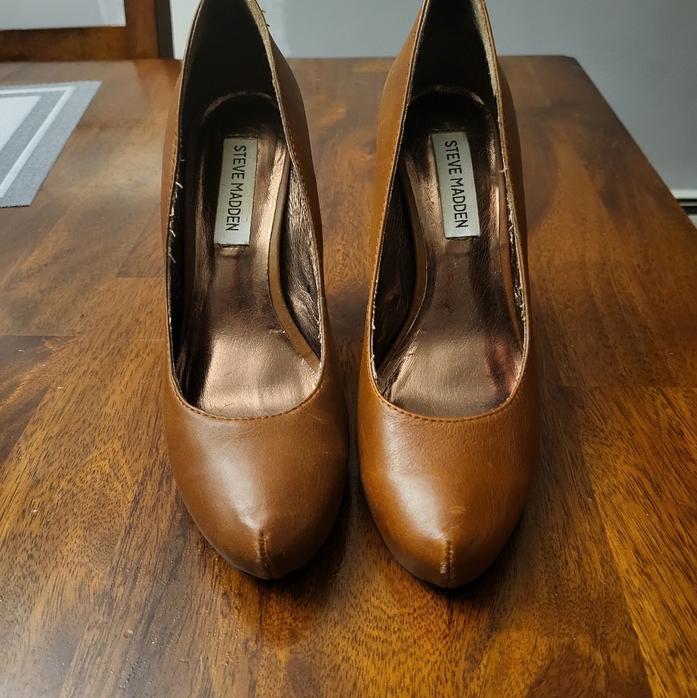 Steve Madden Brown Stilettos Size 8